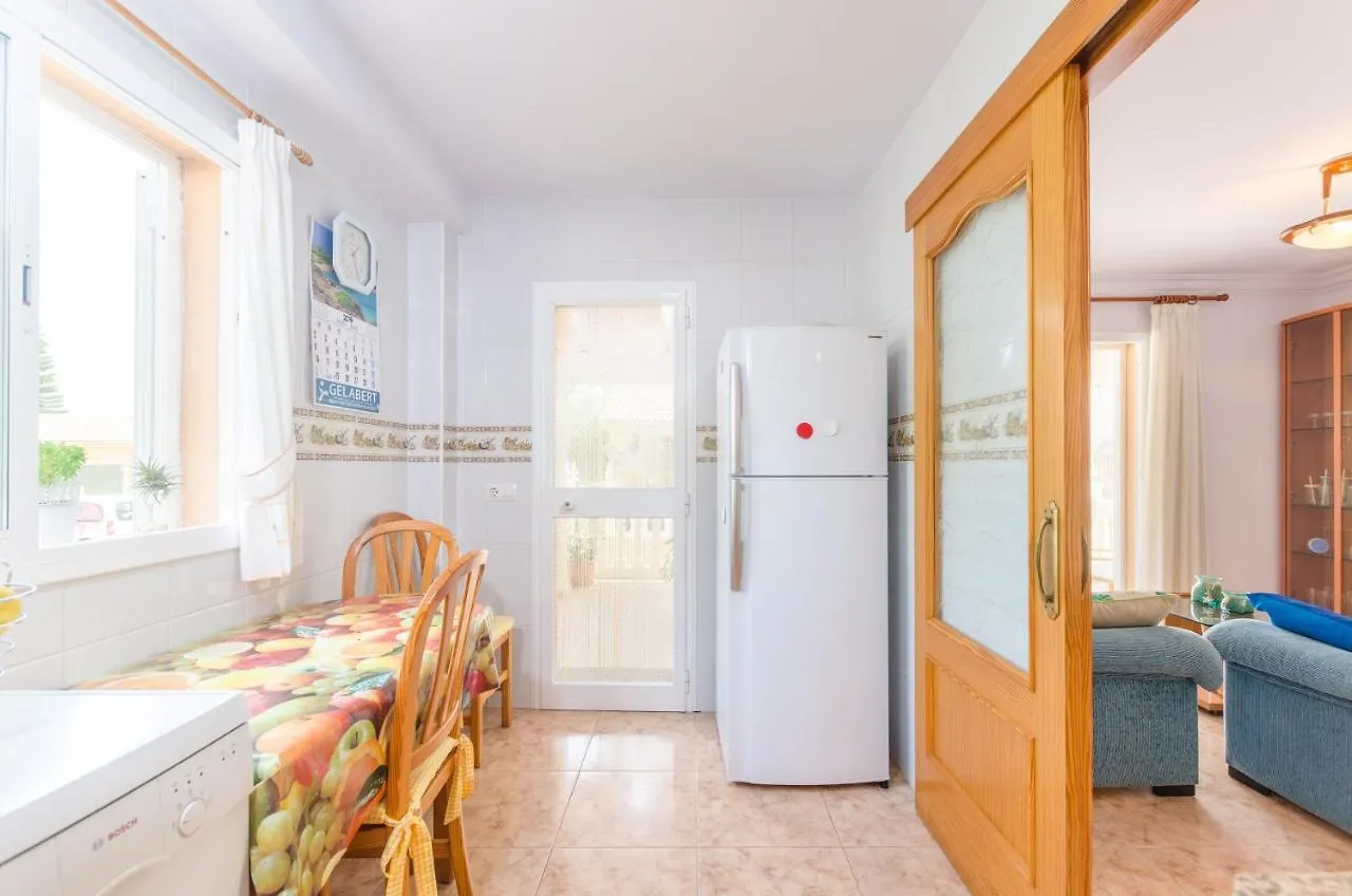 Chalet Aritja, 5 Villa Port de Alcudia  Spain