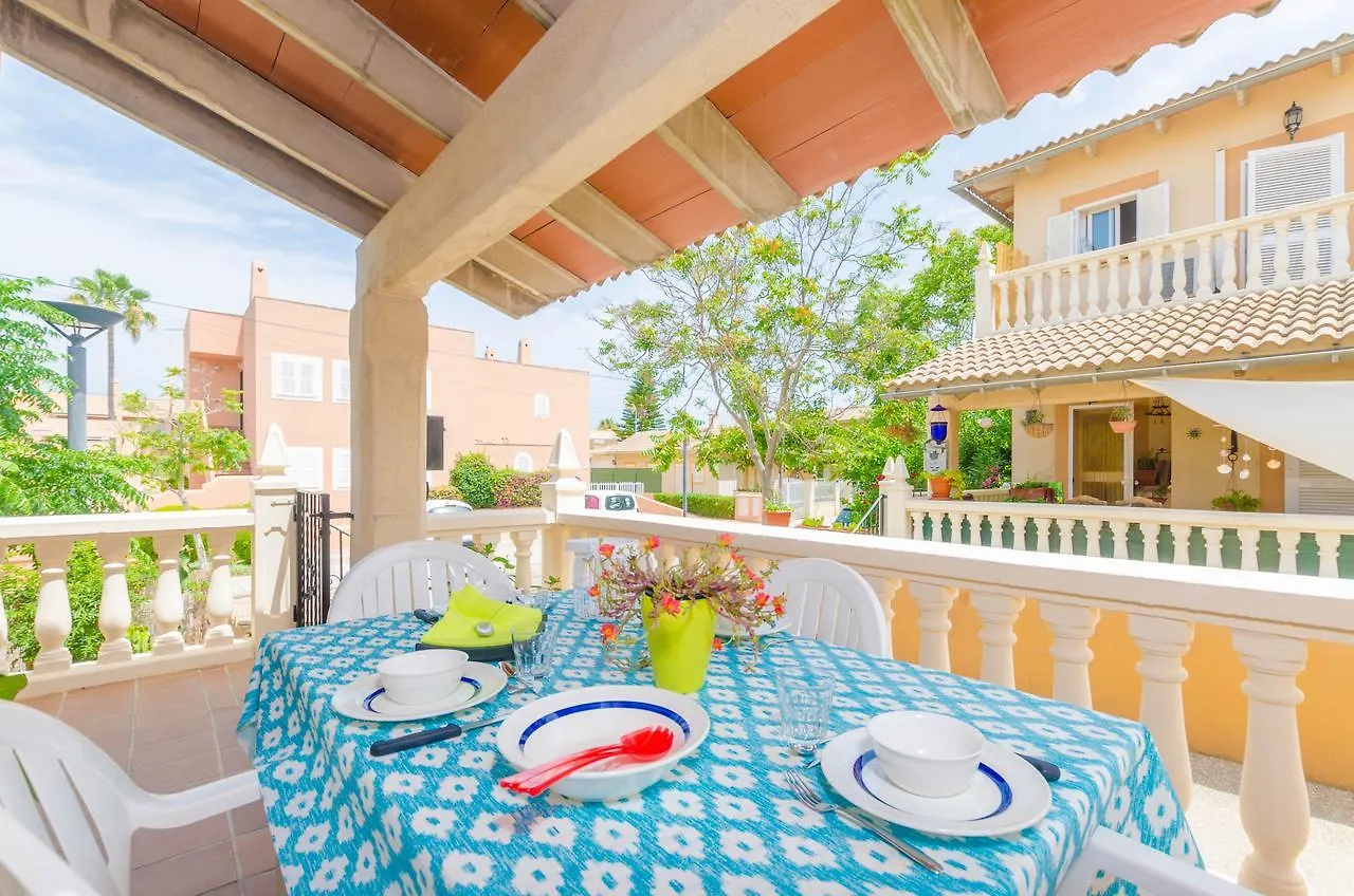 Aritja, 5 Villa Port de Alcudia  Spain